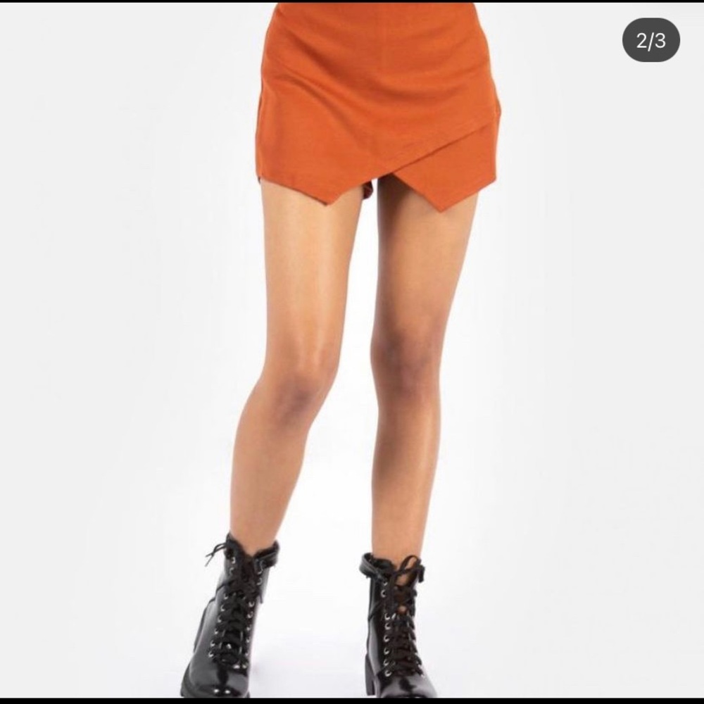 SKORT